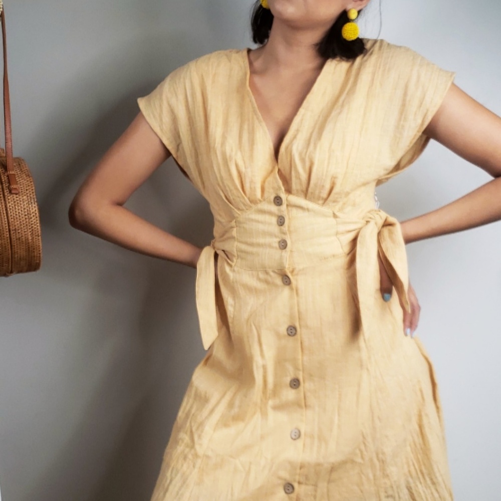 🆕️//The Charli// yellow Summer dress - Picture 4 of 7